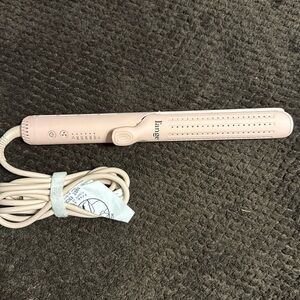 Le Duo GRANDE
360° Airflow Titanium Styler**BRAND NEW